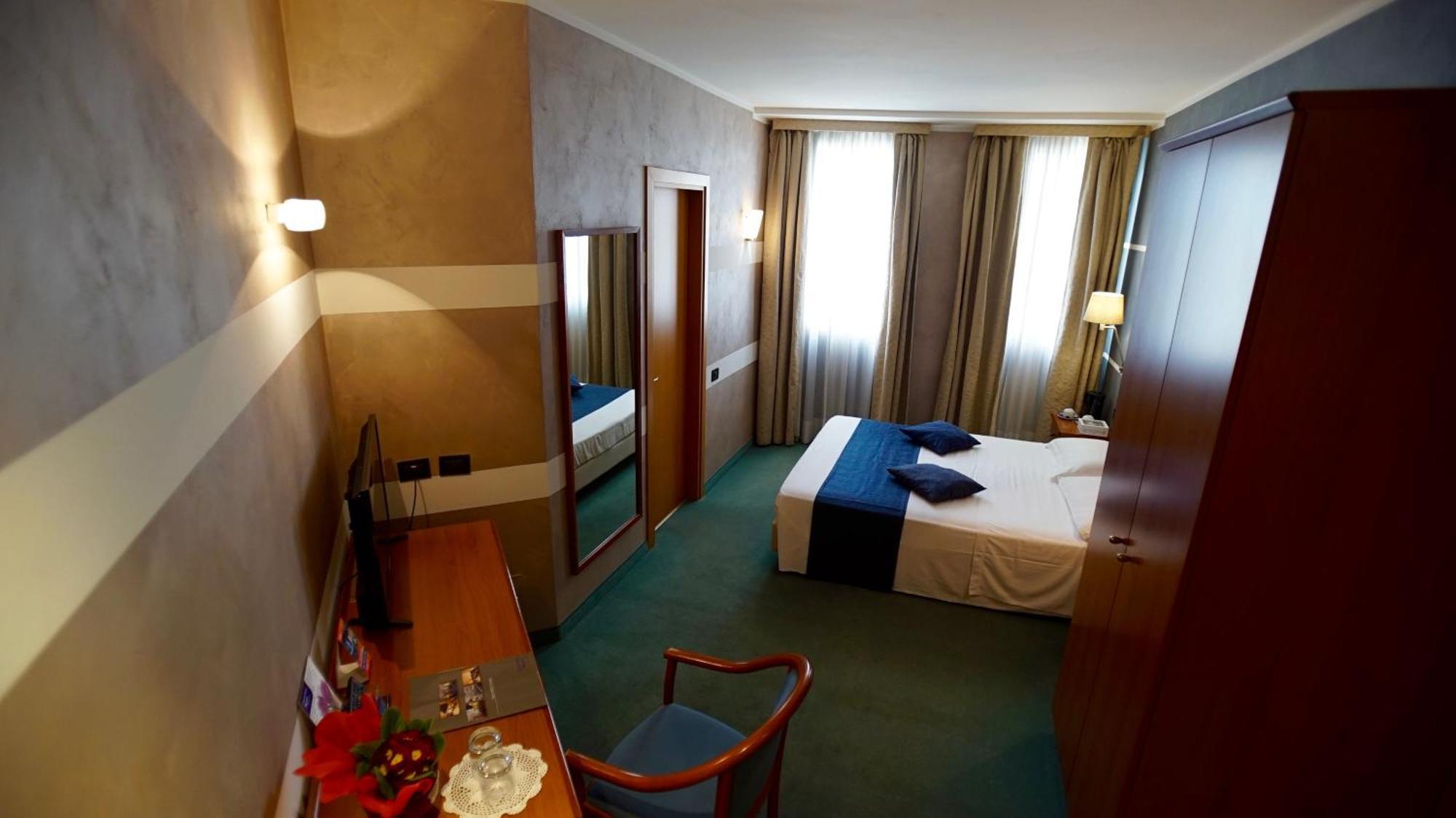 Classic Hotel Tulipano Terni Exterior foto